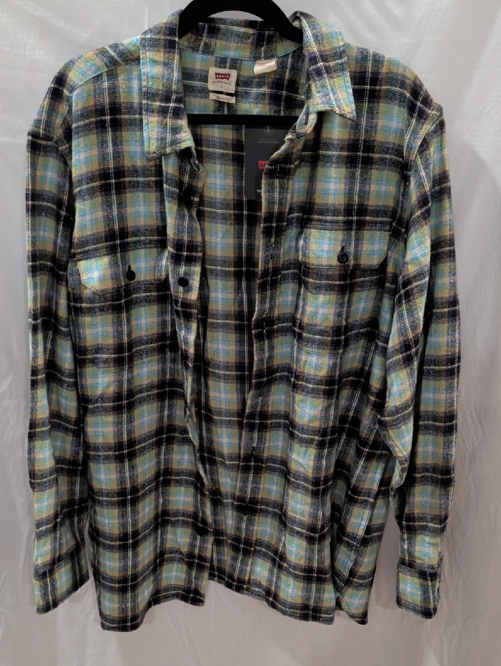 Levi's Button Up Shirt L NWT